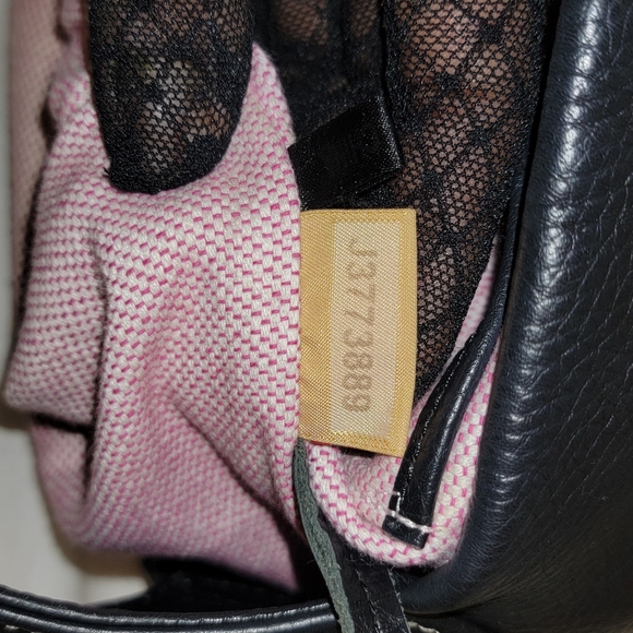 Dooney and Bourke Belvedere Logo Lock - Picture 12 of 13